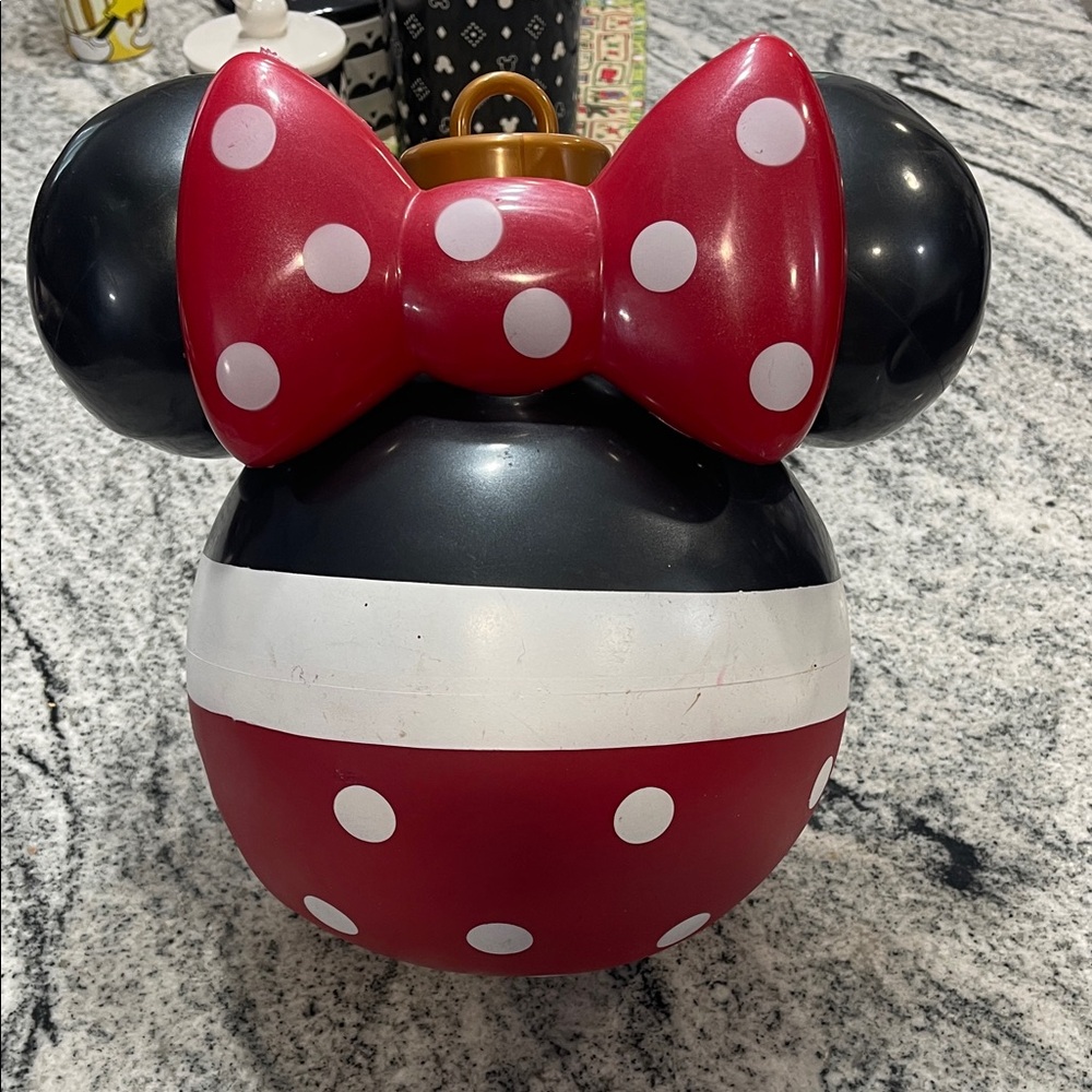 Air blown Minnie Mouse Ornament 18 inch